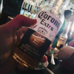 miguelprado74 está tomando Corona en Gato negro/ León de los Aldama, Guanajuato - México