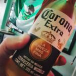 miguelprado74 está tomando Corona en Gato negro/ León de los Aldama, Guanajuato - México