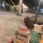 cenit_alejandra está tomando Corona en Unreal/ 22, Cancún - Quintana Roo - México